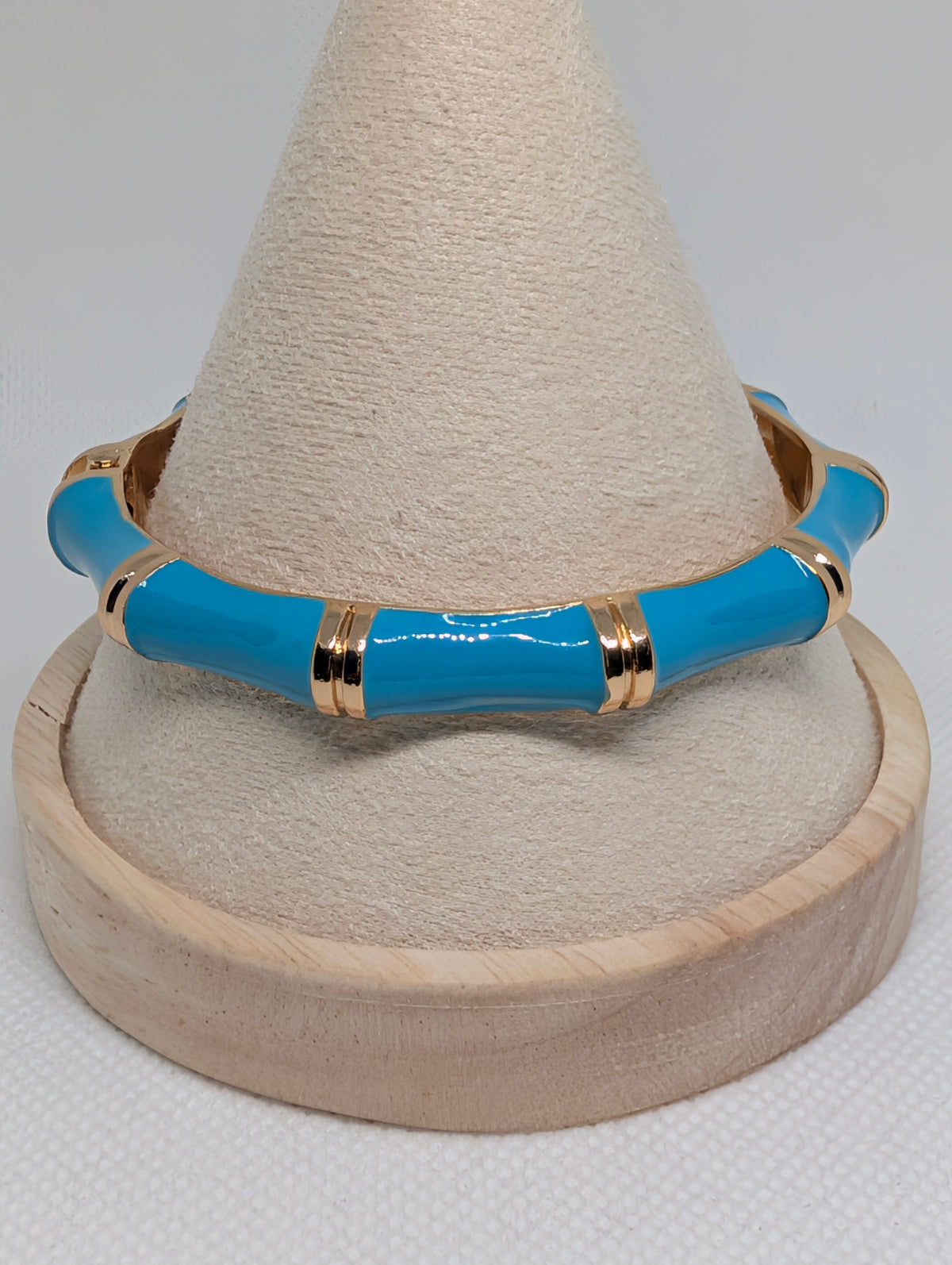 Chic Glossy Enamel & Gold Bamboo-Style Hinged Bangle
