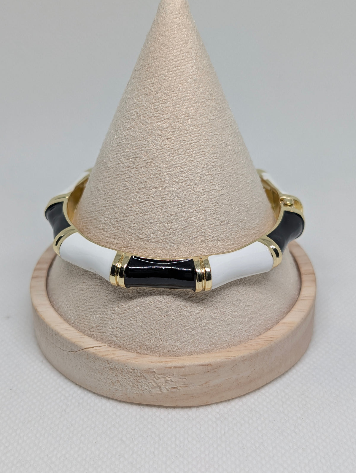 Retro Color-Block Enamel Bamboo Hinged Bangle